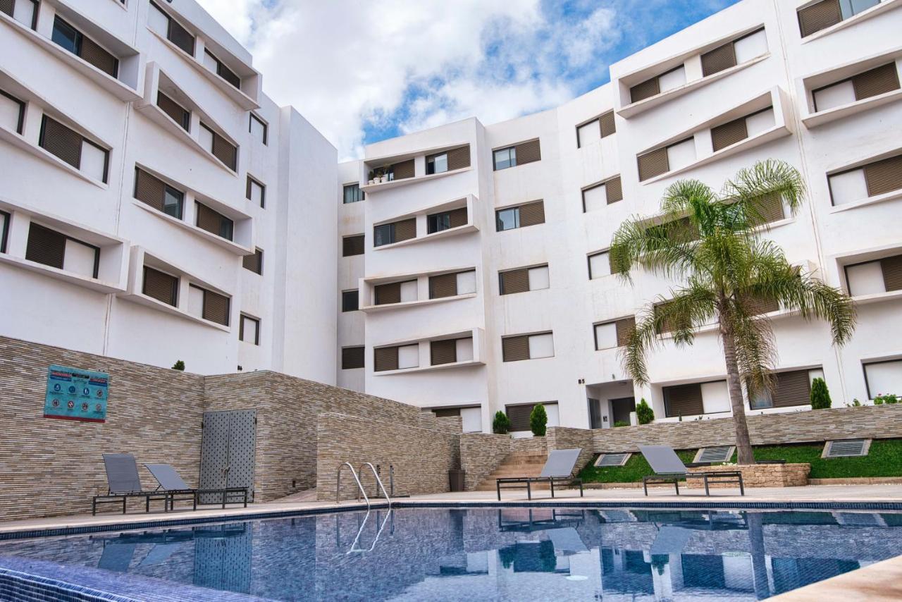 Luxury Apartment 100Sqm With Pool Near Beach Wifi Unlimited With Optical Fiber Agadir Exteriör bild